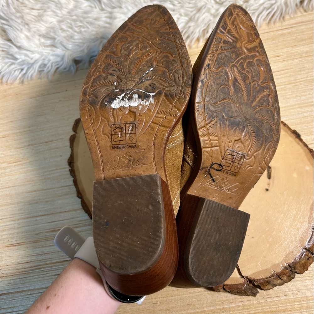 Patricia Nash Batista Suede Western Mule light brown women’s size 5.5 - Picture 5 of 7